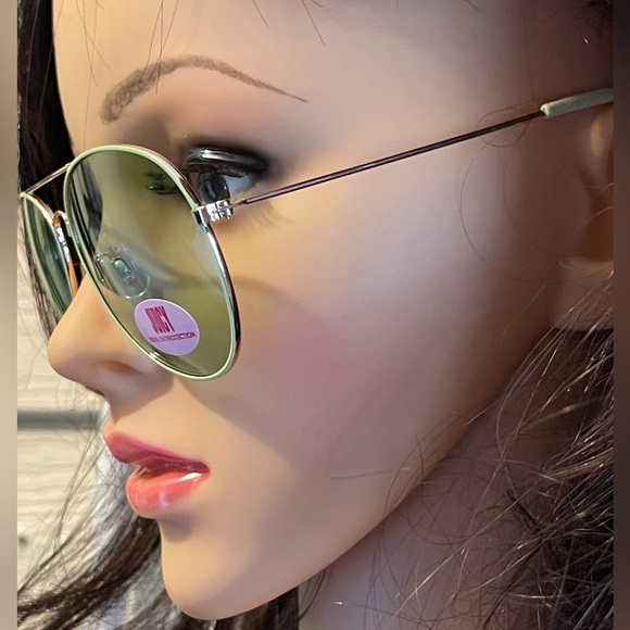 JUICY COUTURE Tony Sunglasses In Shiny Gold-Green 58-17-145 Unisex - Picture 3 of 12